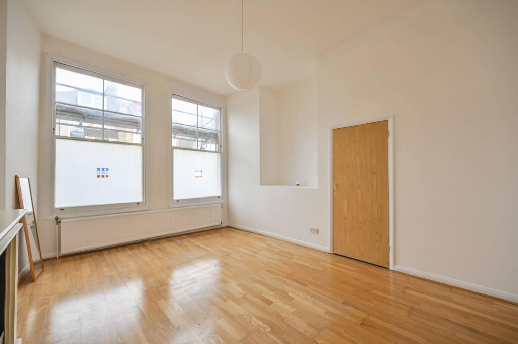Main image of property: Hornsey Rise Gardens, Archway, London, N19