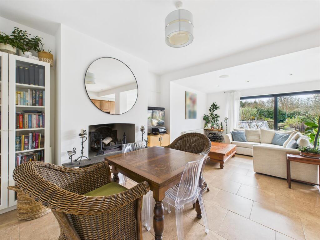 House in Porthcawl - View 4