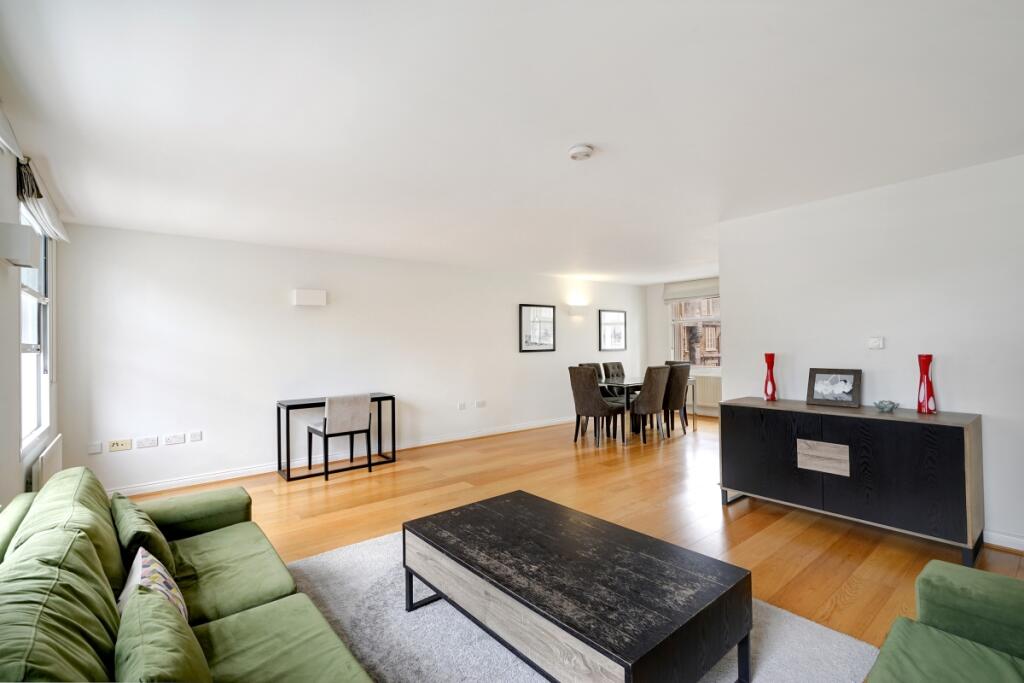 Apartment in London, City of Westminster - View 2