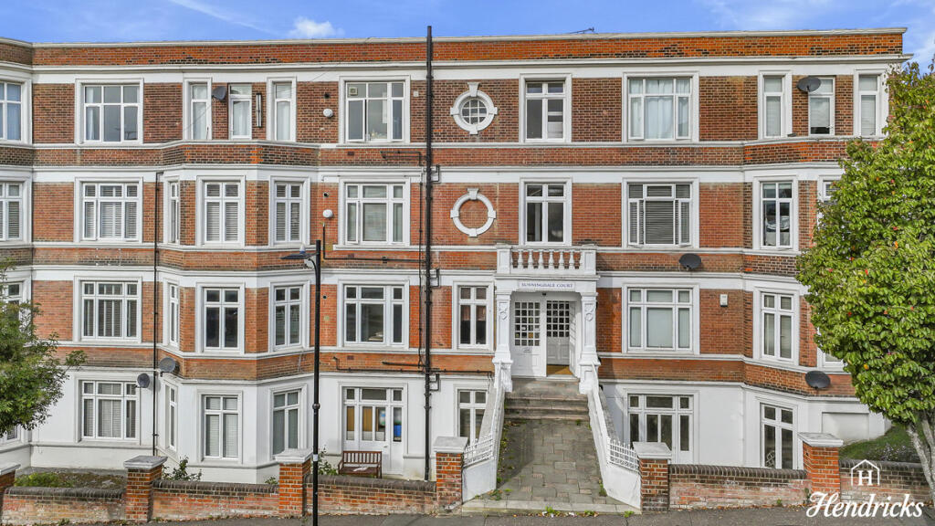 Main image of property: Crowstone Road, Westcliff-on-sea, SS0 8