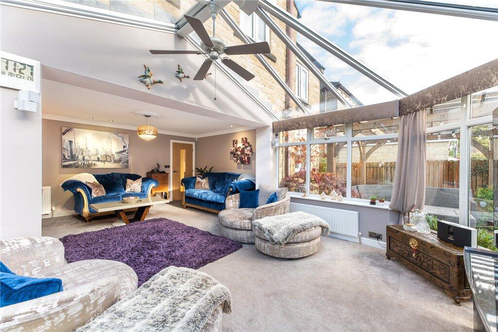 House in Bradford, West Yorkshire - View 4