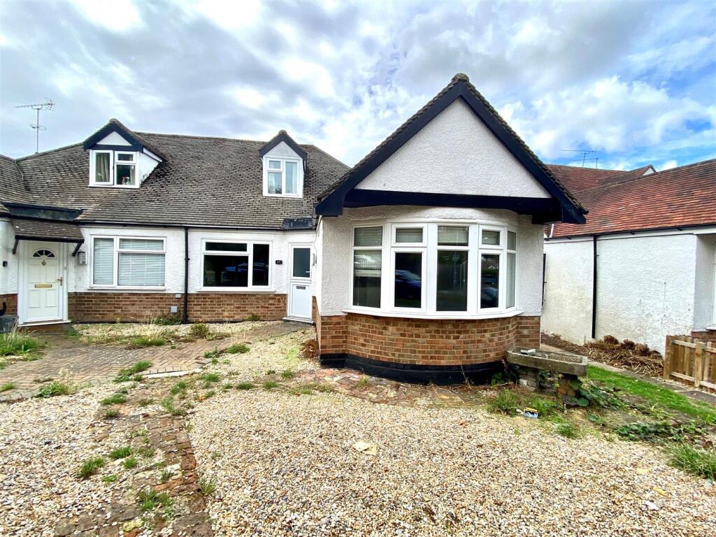 Main image of property: Oaklands Avenue, Brookmans Park