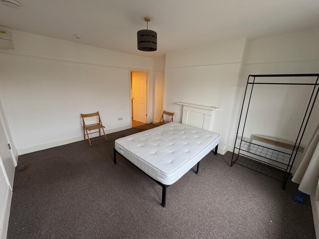 Apartment in London - View 3