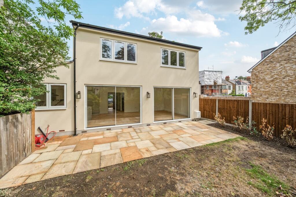 Main image of property: Shooters Hill Road SE3