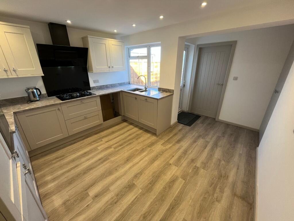 House in Peterborough - View 5