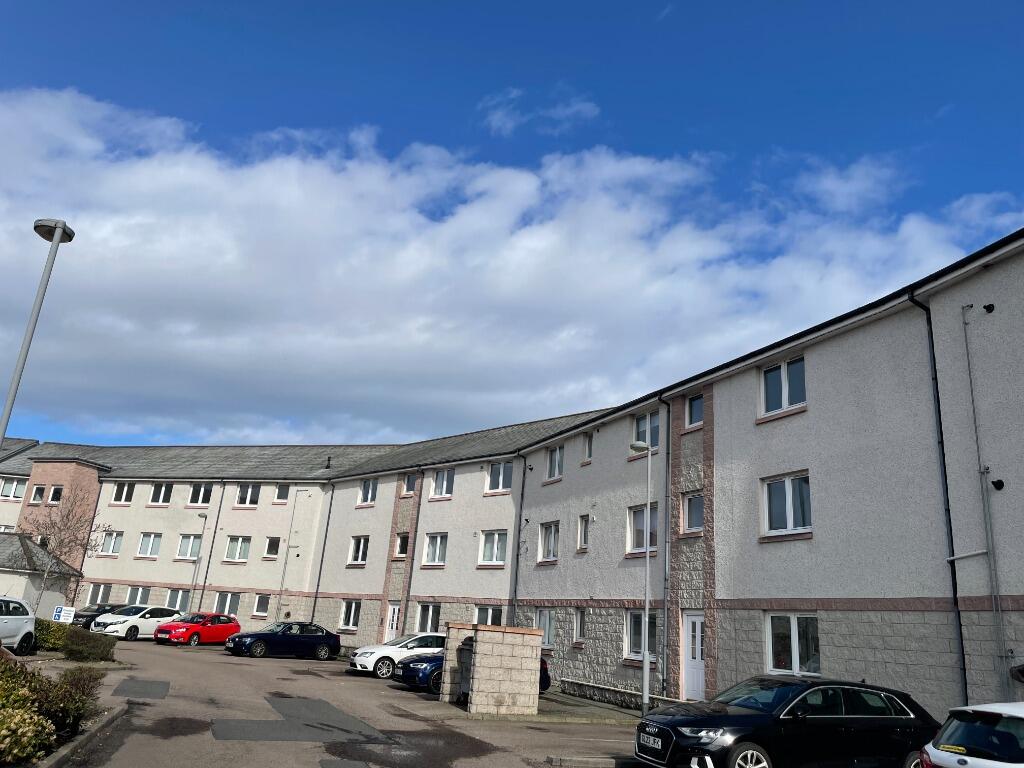 Additional image 8 of 70 Grandholm Crescent, Bridge of Don, Aberdeen, AB22 8BA