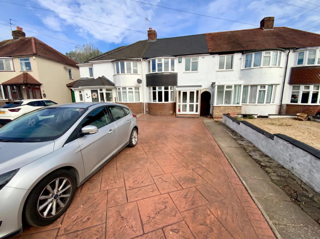 Main image of property: Carters Lane, Halesowen, B62 0EP