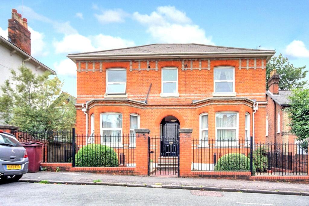 Main image of property: Brunswick Hill, Reading, Berkshire, RG1