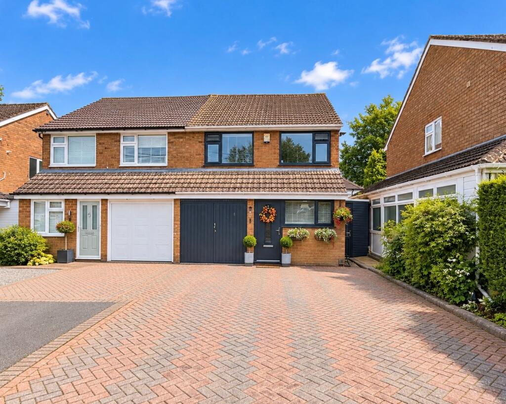 Green Close, Wythall, B47 6AD