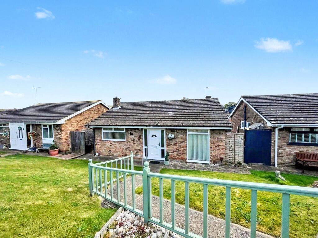 Main image of property: Lineacre Close, Rainham, Kent, ME8