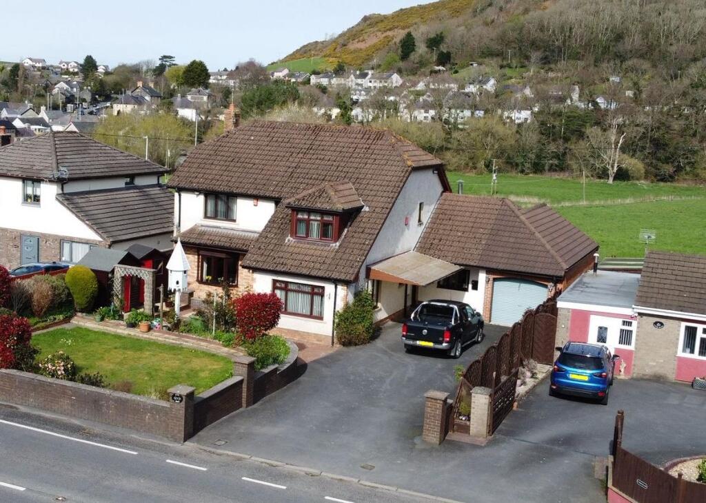 Main image of property: Llanfarian, Aberystwyth