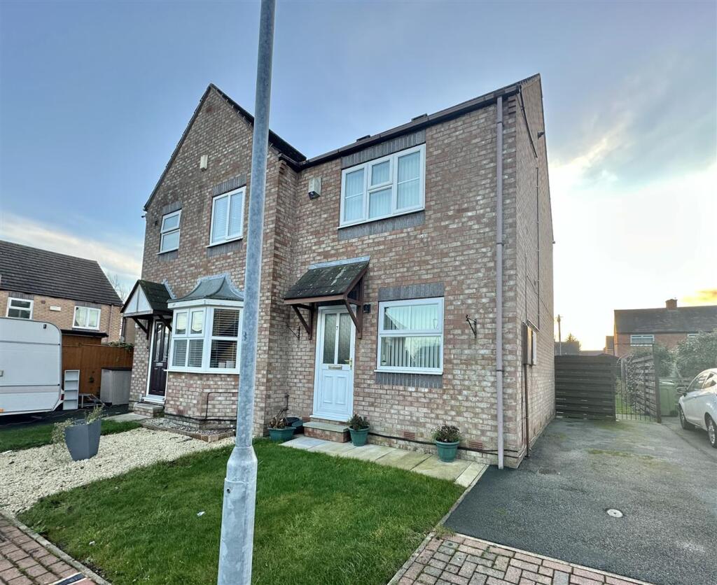 Main image of property: Chestnut Meadows, Mirfield