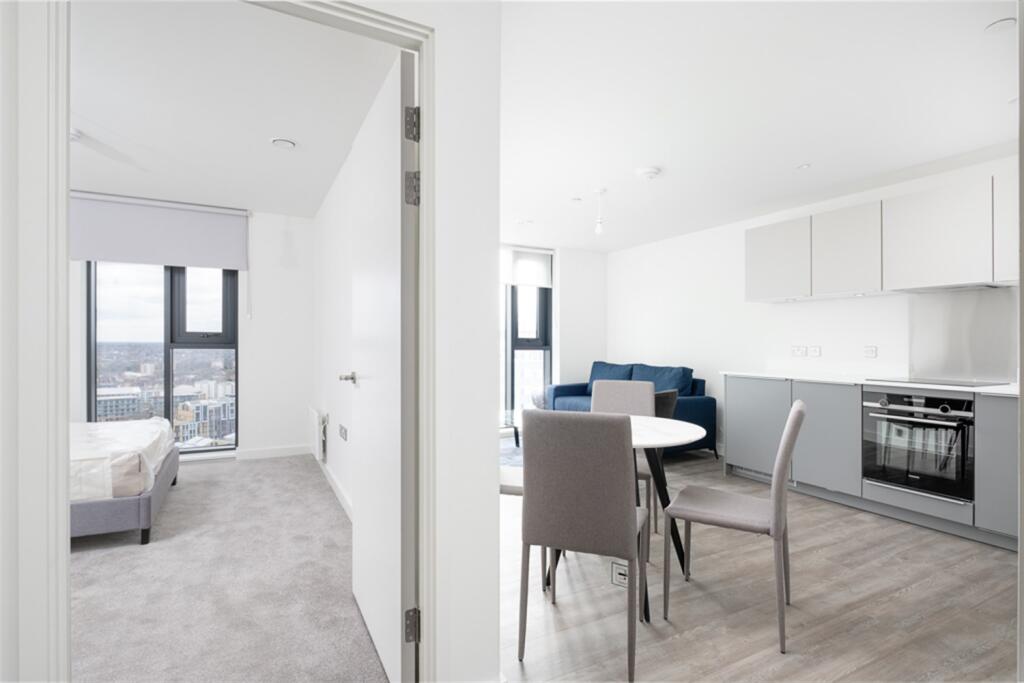 Additional image 7 of The Bank II, B16