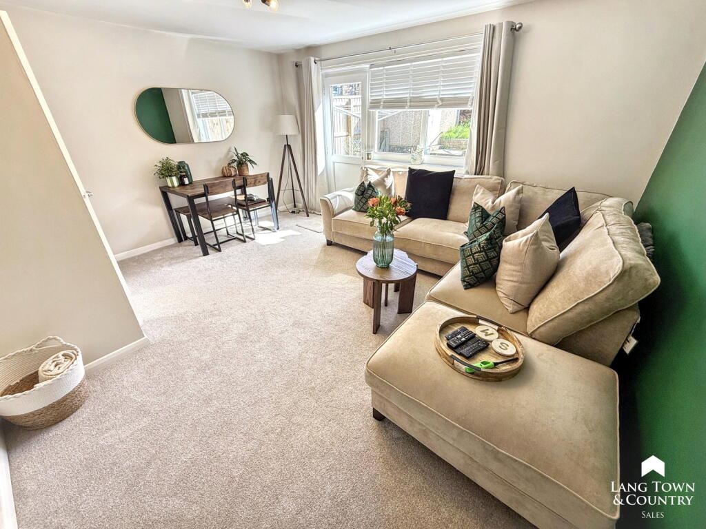 House in Plymouth - View 3