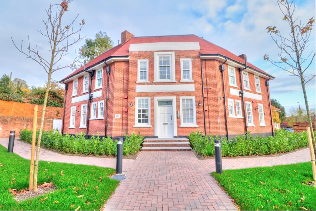 Main image of property: London Road, High Wycombe, Buckinghamshire, HP11