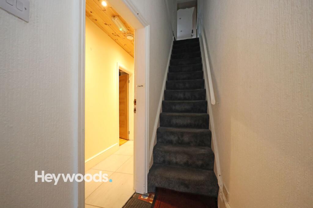 House in Stoke-on-Trent - View 5