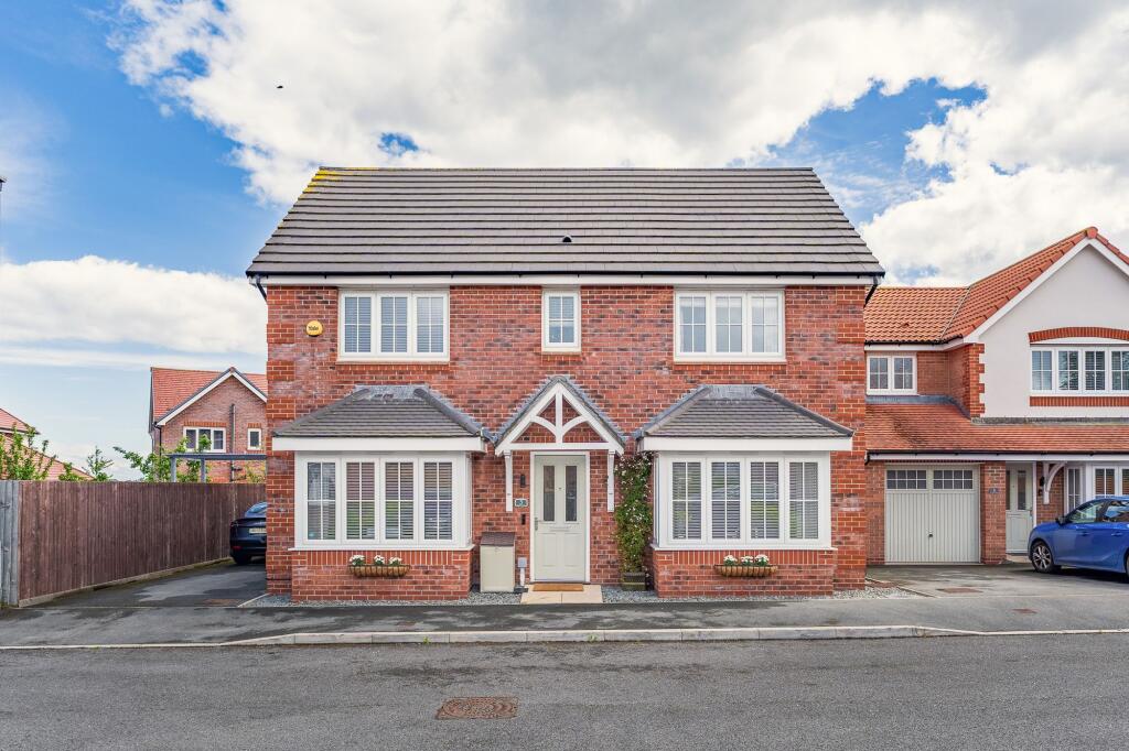 Main image of property: Rhodfa Logan, Rhyl, LL18
