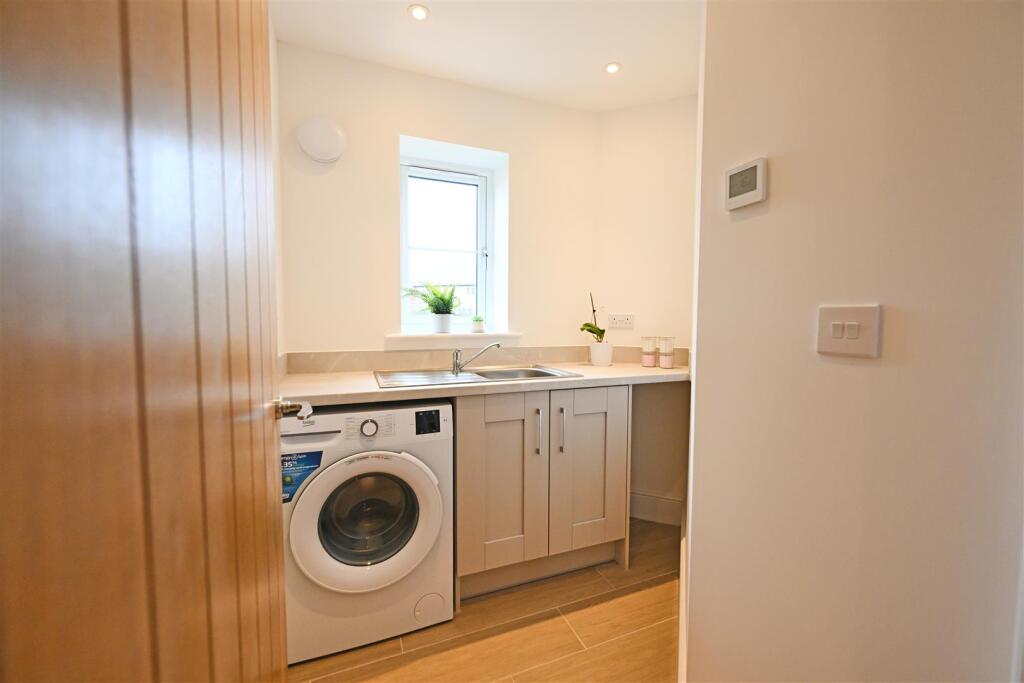 Plot 3, The Birley, Severn Meadows, Upton Upon Severn photo 4