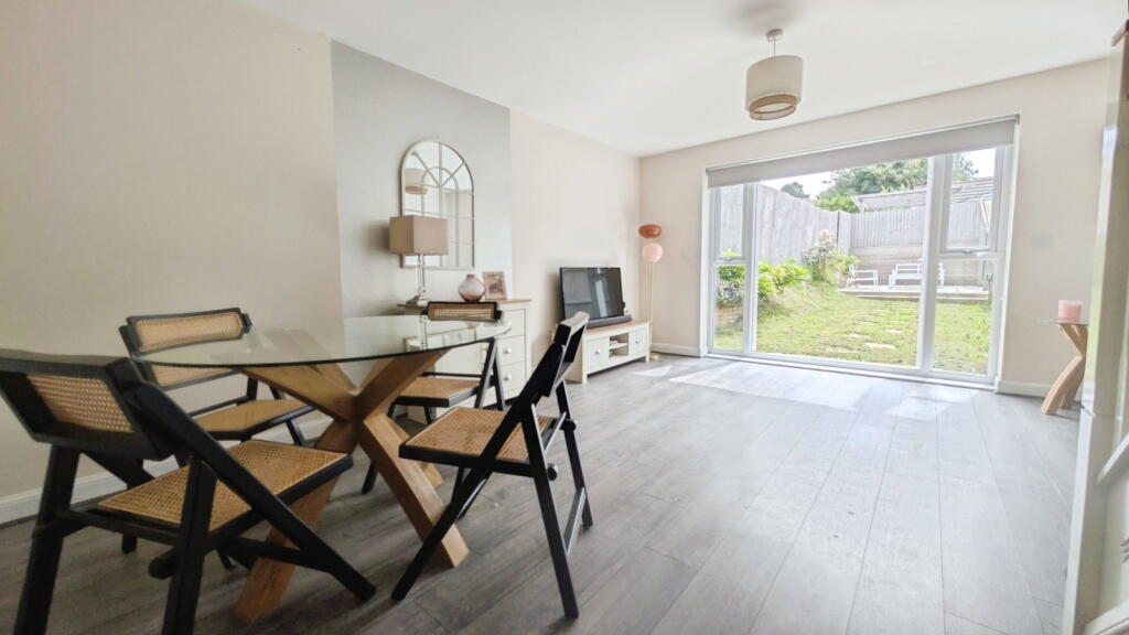 Cecil Griffiths Close, Tonna, Neath, SA11 3FF photo 3
