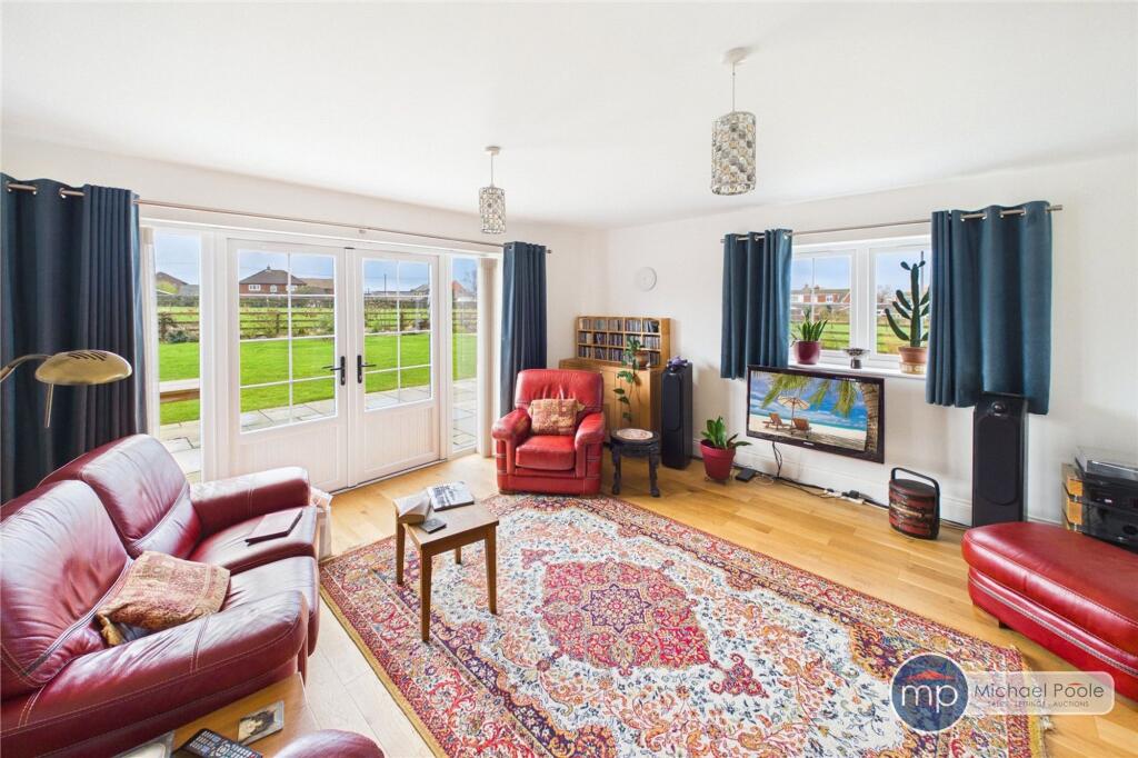 House in Stockton-on-Tees - More