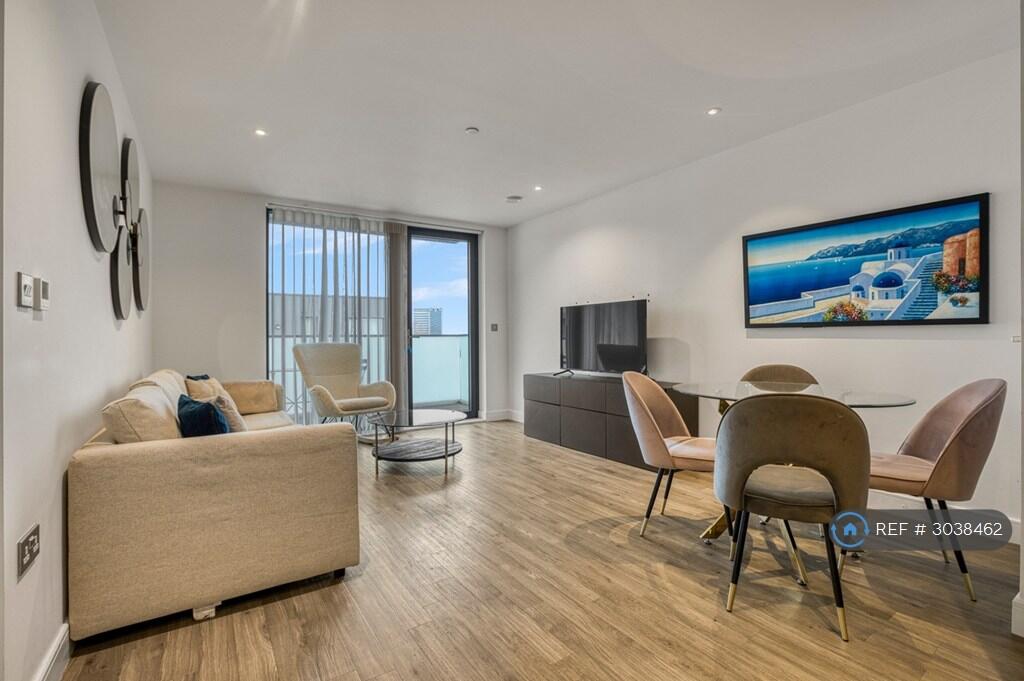 Main image of property: Chiswick, London, W4