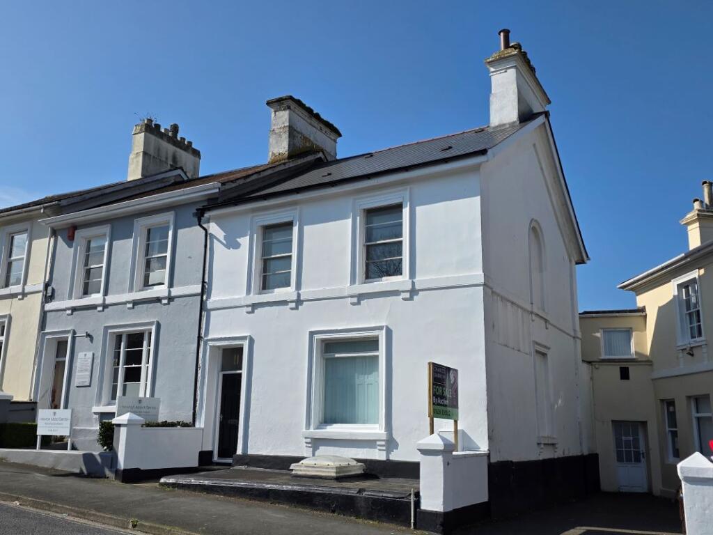 Main image of property: 11 St. Pauls Road, Newton Abbot, Devon, TQ12 2HP