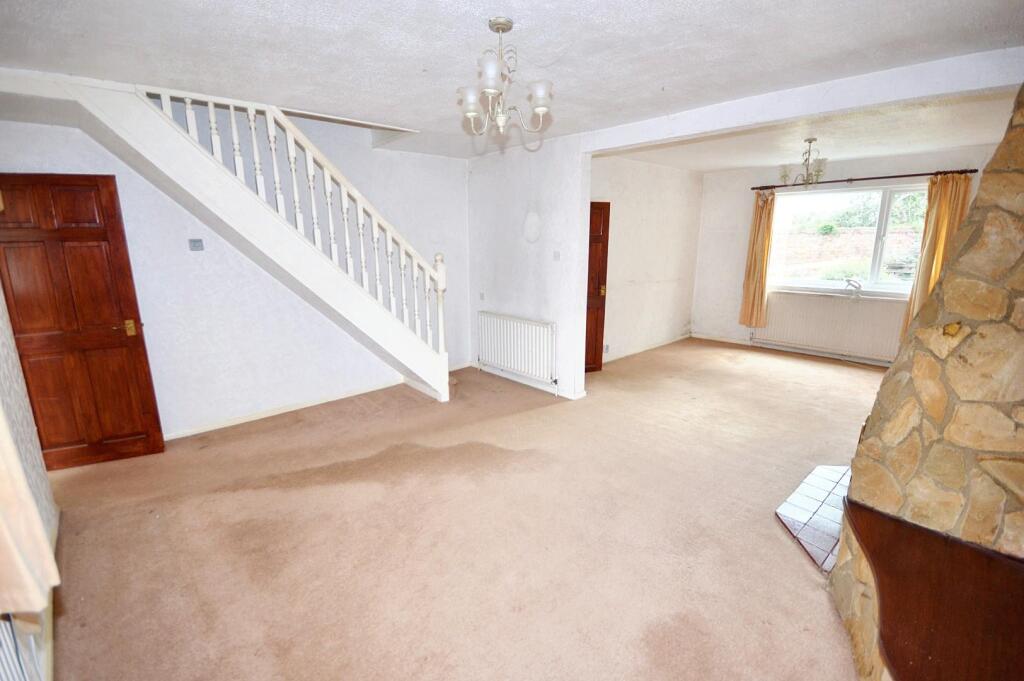 Harrowick Lane, Earls Barton, Northampton photo 4