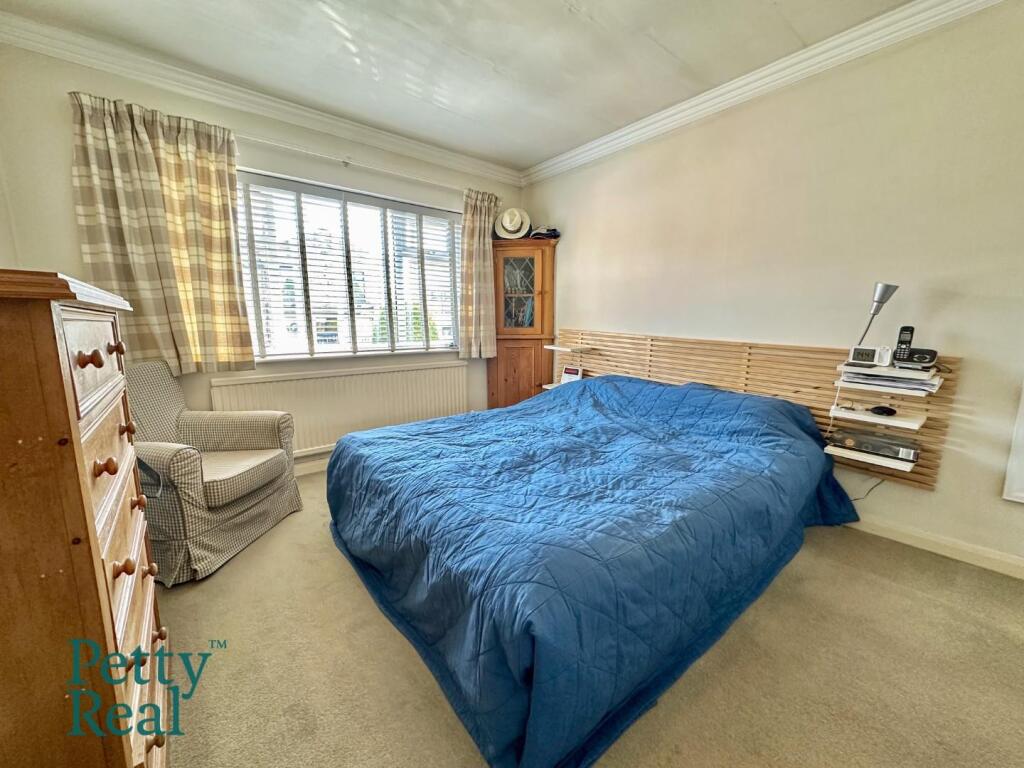 Additional image 6 of Wheatley Lane Road, Fence