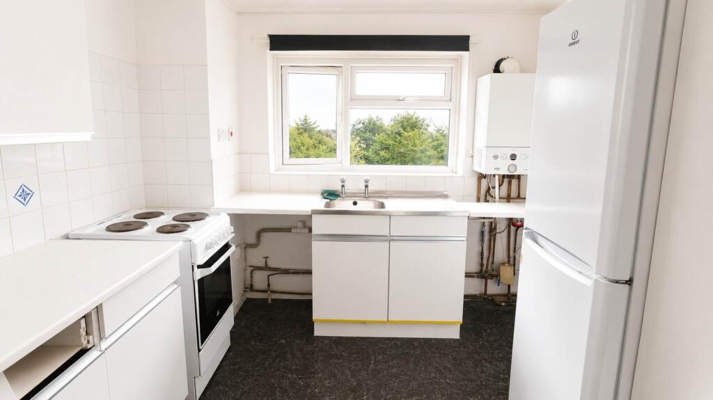 Chelwood Avenue, Hatfield - View 5