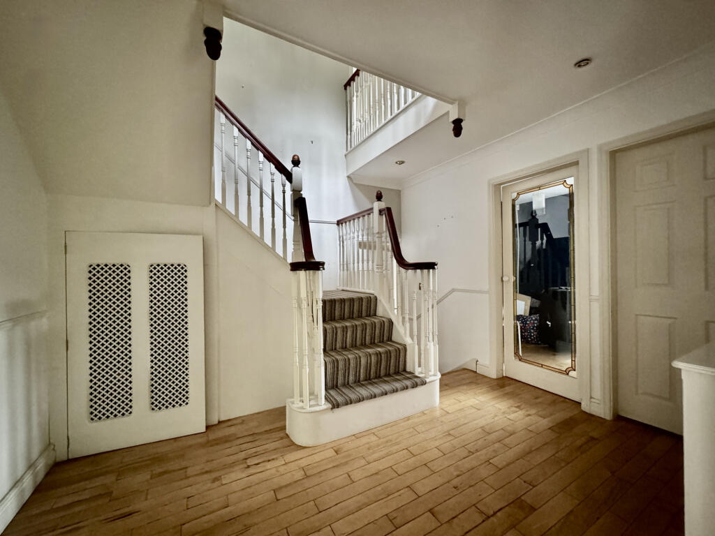 House in Barnsley, South Yorkshire - View 4