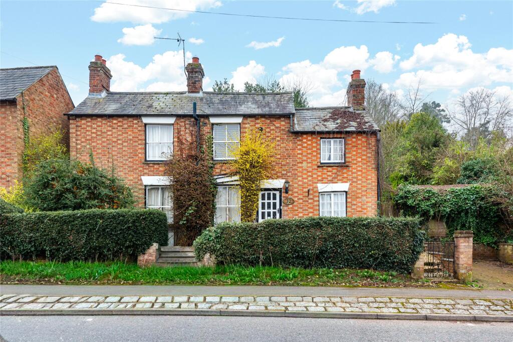 Main image of property: Hardwick Road, Woburn Sands, Milton Keynes, Bedfordshire, MK17