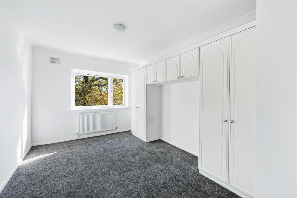 Apartment in London, Perivale - More