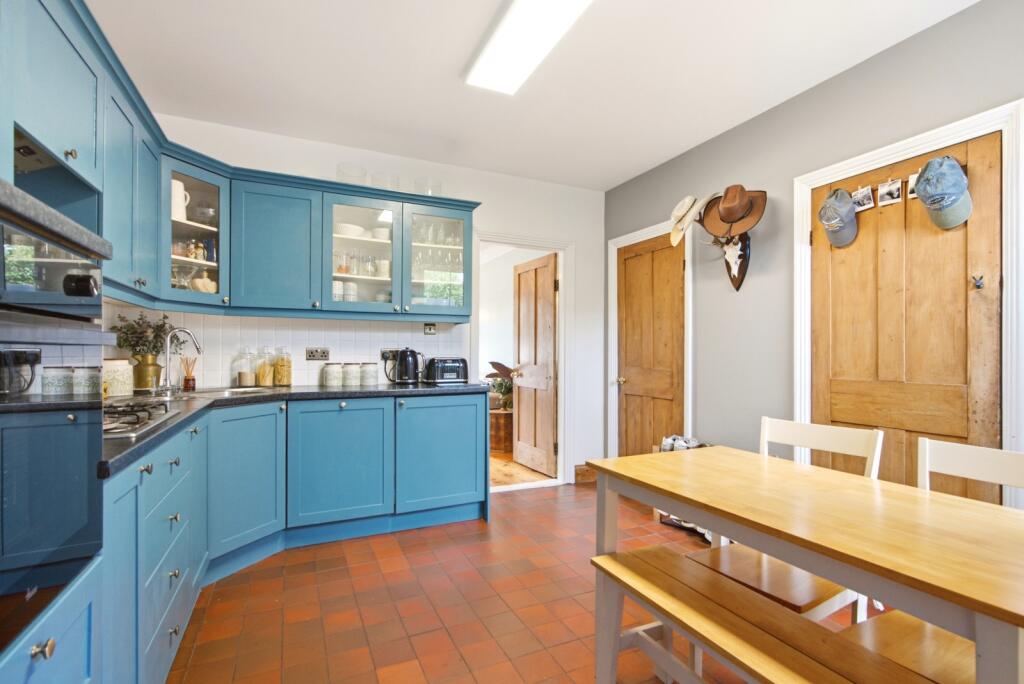 House in North Hertfordshire, Kimpton - More