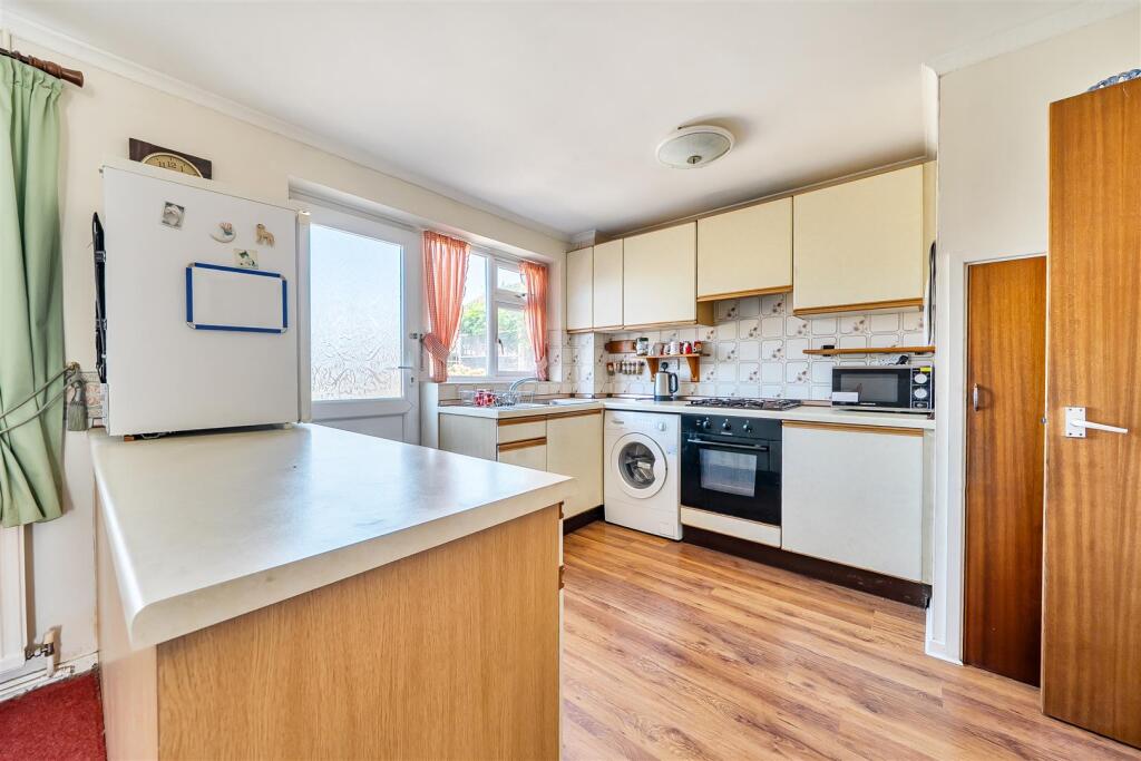 House in Bath, Westfield - More