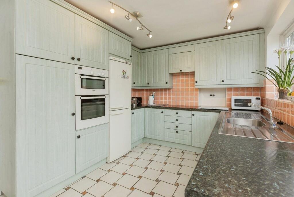 Ash Road, Hartley, Longfield, DA3 7EF photo 3
