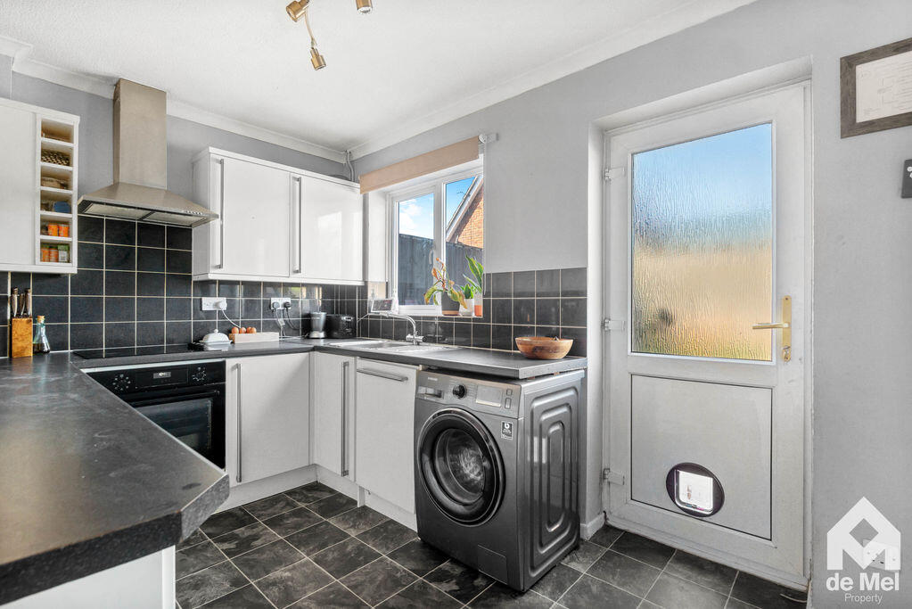 House in Cheltenham, Lynworth, Whaddon - View 3