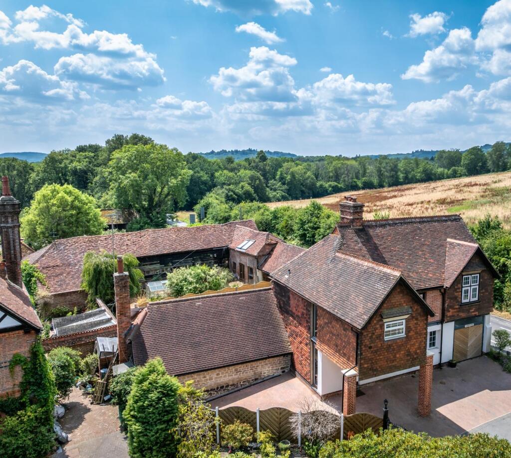 Main image of property: Grayswood Road, Haslemere, Surrey GU27
