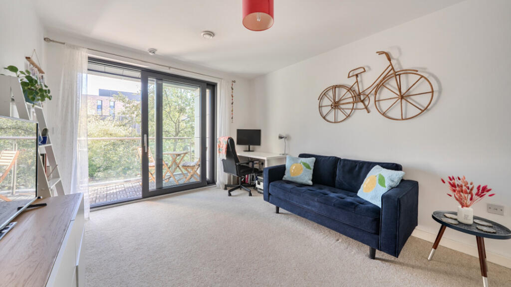 Apartment in London - View 3