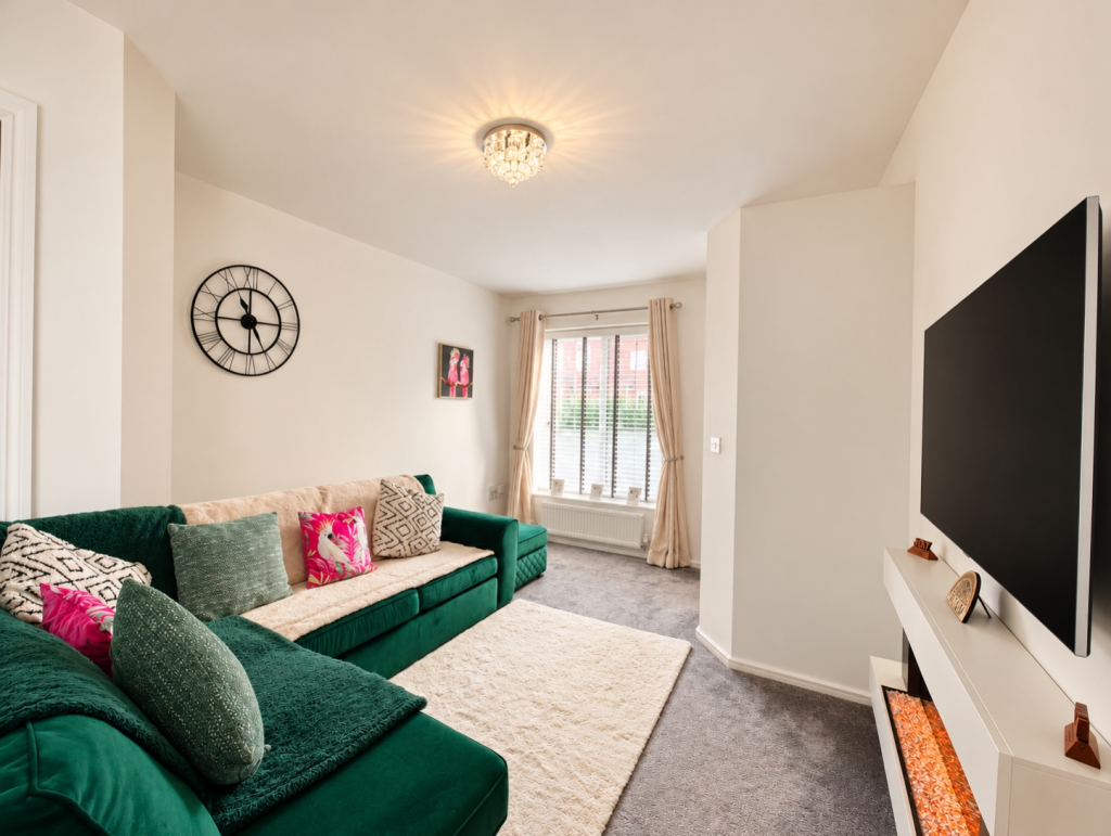 Ambergate Road, Bilston, WV14 photo 3