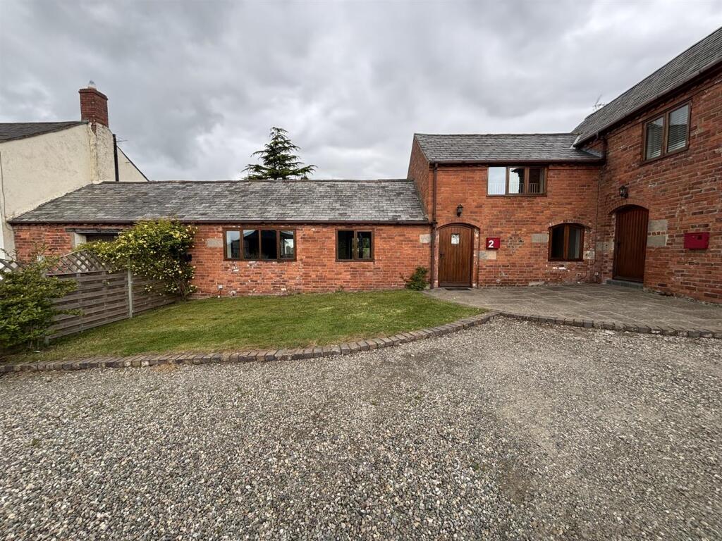 Main image of property: The Stables, Queens Head, Oswestry