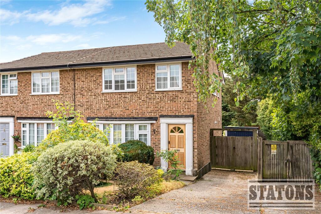 Main image of property: Newlands Place, Barnet, EN5