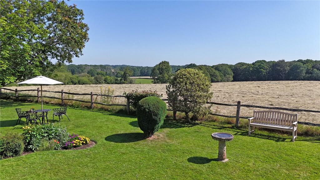 House in Guildford - View 2