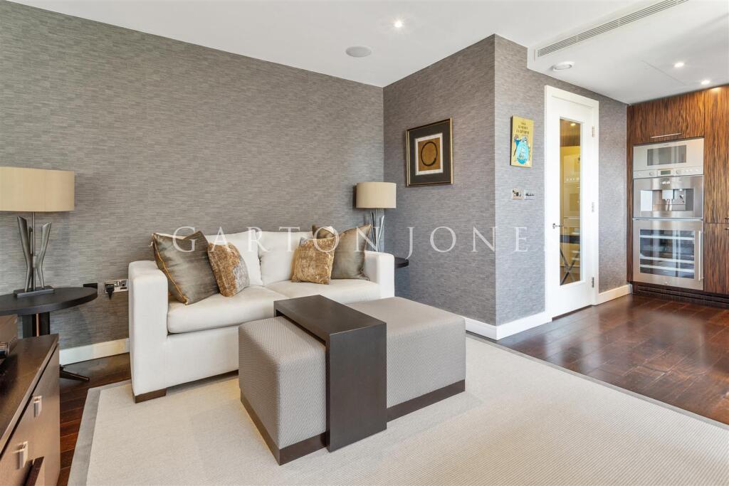 Apartment in London, Grosvenor Waterside, Pimlico - View 2