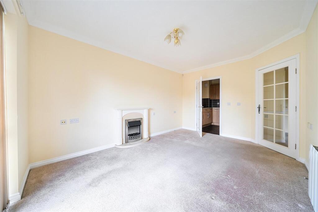Apartment in Filton, Northville - View 3