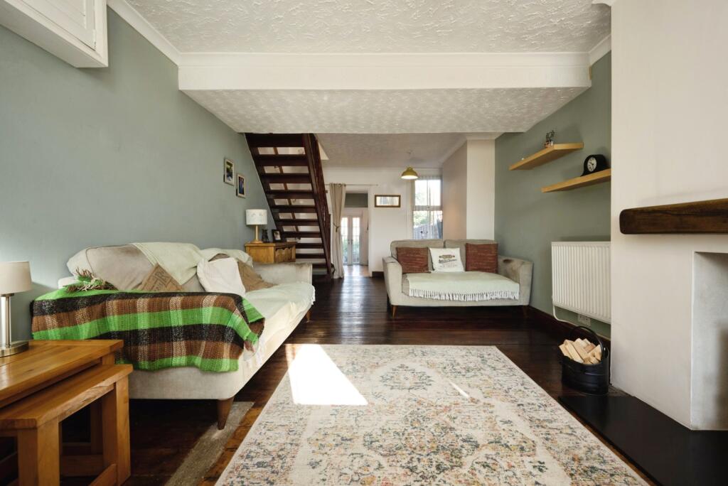 House in Elstow, Bedford - More