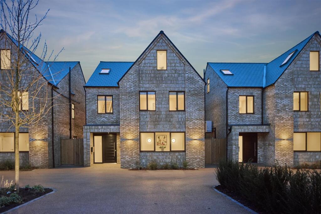 Main image of property: Highcroft, London Road, Southborough, Tunbridge Wells