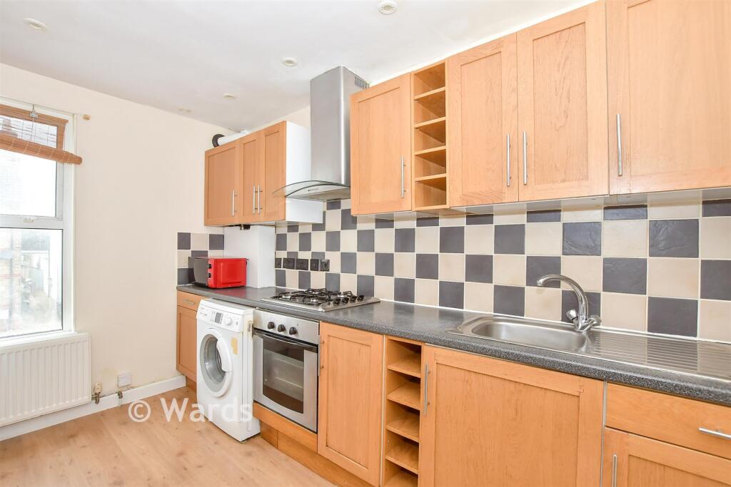 Main image of property: Malling Road, Snodland, Kent