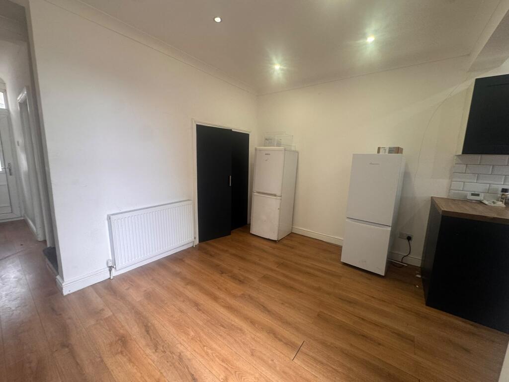 House in London - View 4