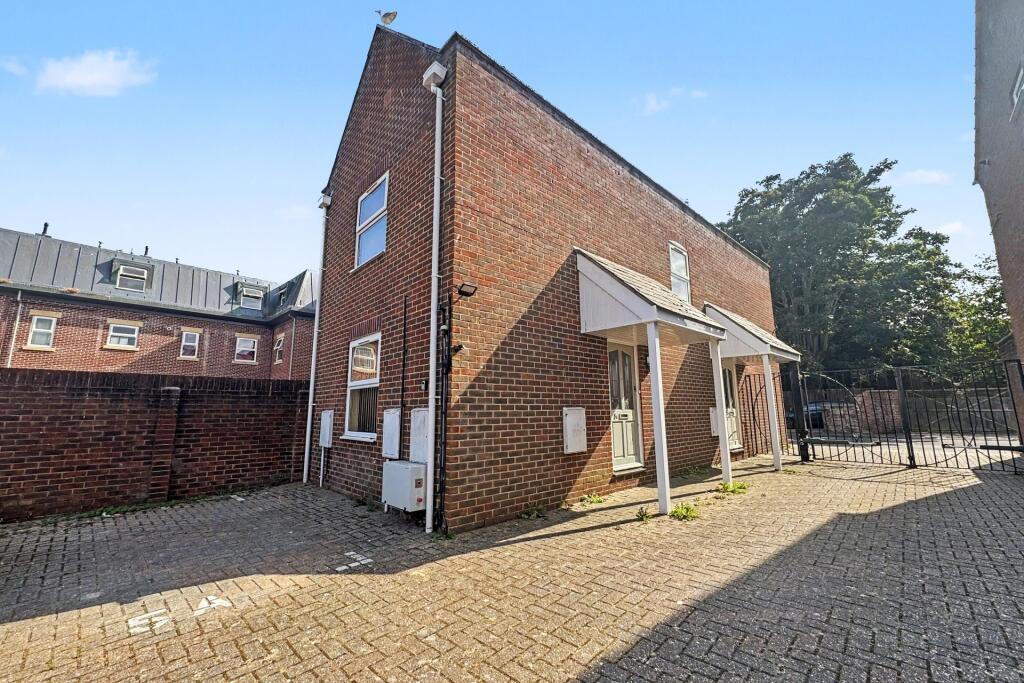 Main image of property: Poole