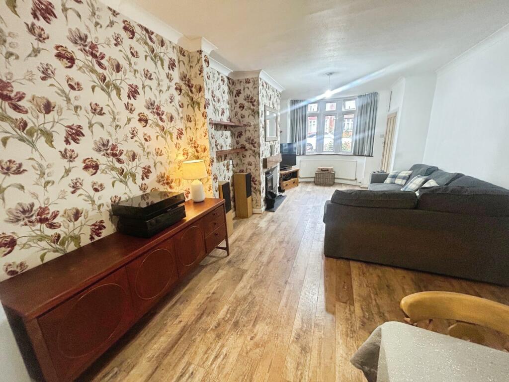 House in Leicester - More